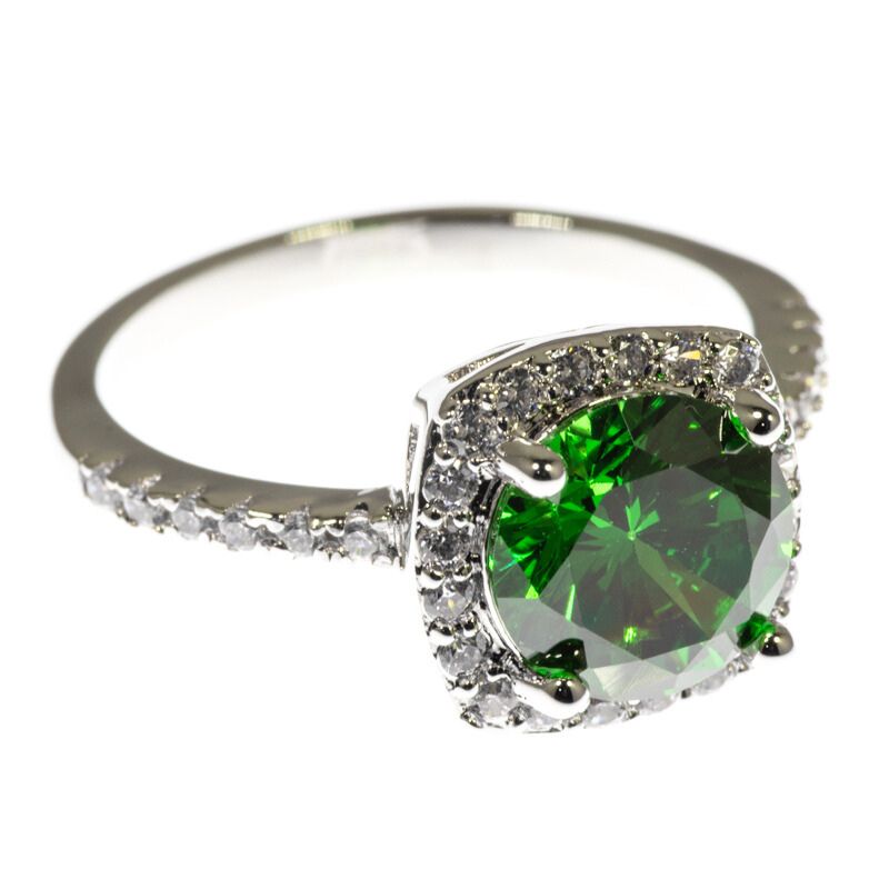 Elegant Emerald Fashion Ring